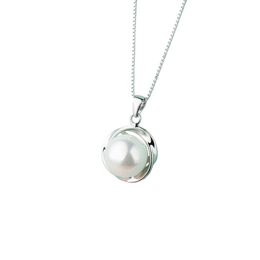 Shell Pearl Necklace